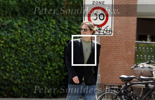 Amsterdam 15 juli 2025
Hans Teeuwen op straat  in Amsterdam zuid.