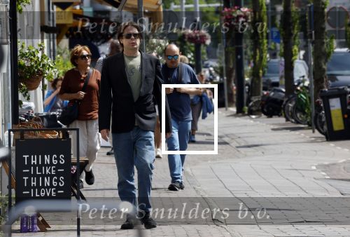 Amsterdam 15 juli 2025
Hans Teeuwen op straat  in Amsterdam zuid.