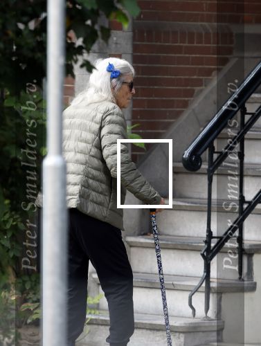 Amsterdam 16 juli 2025
Jeroen Krabbe en zijn vrouw Herma Krabbe komen thuis.