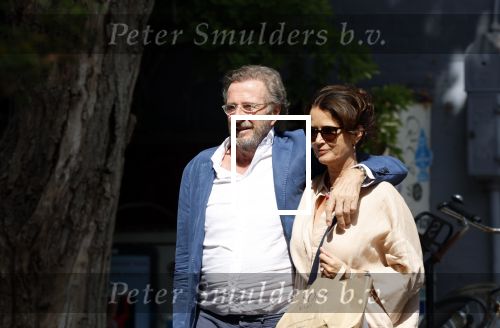 Amsterdam 17 juli 2025
Herman Heinsbroek met zijn vriendin Leontine Willemse in Amsterdam zuid.