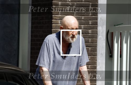 Amsterdam 15 juli 2025
Hugo Metsers achter de rollator in Amsterdam zuid.