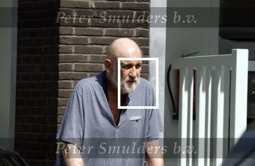 Amsterdam 15 juli 2025
Hugo Metsers achter de rollator in Amsterdam zuid.