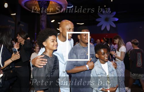 Leidschendam 6 juli 2025
Premiere Smurfen film bij Kinepolis . Aanwezig oa van de stemmencast Roxy Dekker Luuk v Leeuwen Julia Tan en Thorn de Vries . Humberto Tan met fans