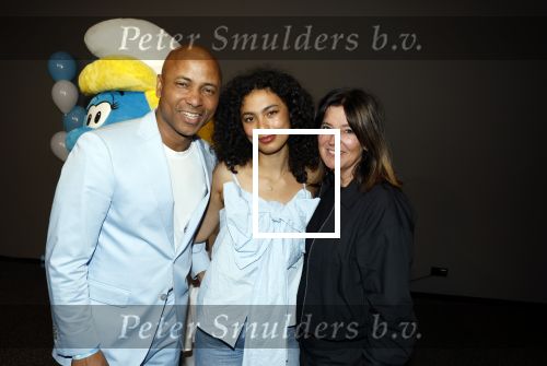 Leidschendam 6 juli 2025
Premiere Smurfen film bij Kinepolis . Aanwezig oa van de stemmencast Roxy Dekker Luuk v Leeuwen Julia Tan en Thorn de Vries . Julia Tan met haar ouders Humberto Tan en Ineke