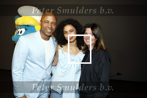 Leidschendam 6 juli 2025
Premiere Smurfen film bij Kinepolis . Aanwezig oa van de stemmencast Roxy Dekker Luuk v Leeuwen Julia Tan en Thorn de Vries . Julia Tan met haar ouders Humberto Tan en Ineke