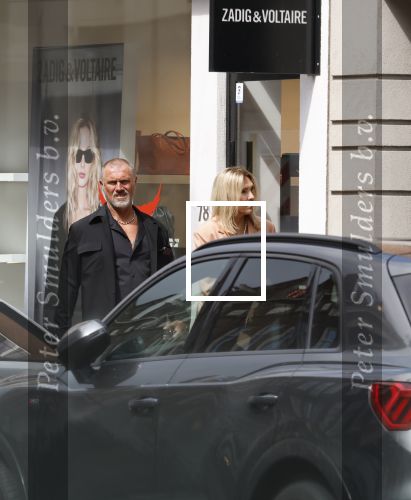 Amsterdam 16 juli 2025
John de Wolf met zijn vrouw  Inge Zijdenbos op de pc hooftstraat.