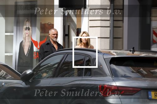 Amsterdam 16 juli 2025
John de Wolf met zijn vrouw  Inge Zijdenbos op de pc hooftstraat.