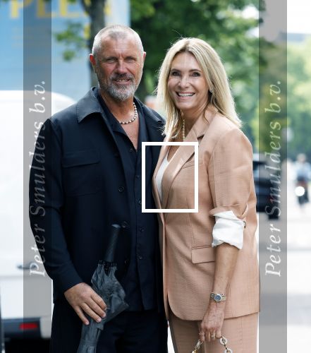 Amsterdam 16 juli 2025
John de Wolf met zijn vrouw  Inge Zijdenbos op de pc hooftstraat.