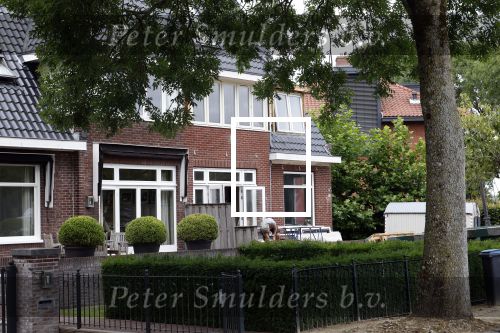 Amstelveen 27 juni 2025
Johnny Heitinga heeft nieuwe huis gekocht aan de amstel wat nu helemaal verbouwd wordt.