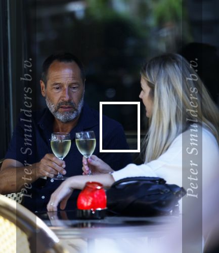 Amsterdam 17 juli 2025
Johnny van t Schip en Danielle  Zwanikken op terras en op straat in het centrum van Amsterdam.