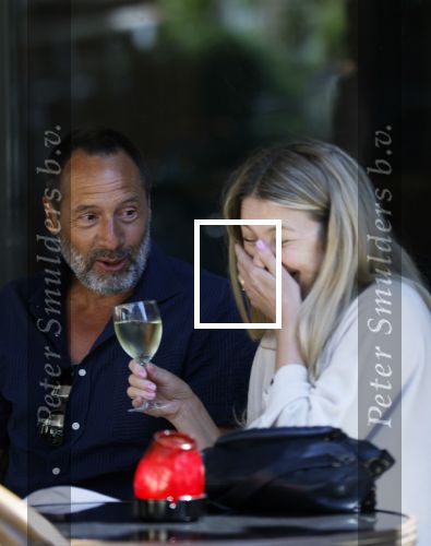 Amsterdam 17 juli 2025
Johnny van t Schip en Danielle  Zwanikken op terras en op straat in het centrum van Amsterdam.