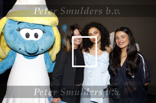 Leidschendam 6 juli 2025
Premiere Smurfen film bij Kinepolis . Aanwezig oa van de stemmencast Roxy Dekker Luuk v Leeuwen Julia Tan en Thorn de Vries . Julia Tan met zus Isa Tan en haar moeder Ineke