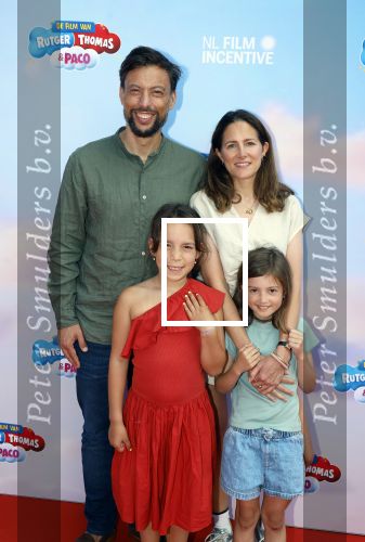 Amsterdam 29 juni 2025
Premiere Rutger Thomas en Paco in Pathe Noord. Kaja Wolffers met zijn partner Kaya de la Rambelje meet hun dochter Yuki