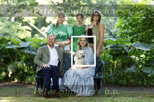 Den Haag 30 juni 2025
Jaarlijkse fotouurtje op huis ten Bosch met aanwezig Koning Willem Alexander Koningin Maxima Prinses Amalia Prinses Alexia Prinses Ariane en hondje Mambo.