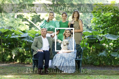 Den Haag 30 juni 2025
Jaarlijkse fotouurtje op huis ten Bosch met aanwezig Koning Willem Alexander Koningin Maxima Prinses Amalia Prinses Alexia Prinses Ariane en hondje Mambo.