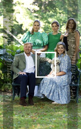 Den Haag 30 juni 2025
Jaarlijkse fotouurtje op huis ten Bosch met aanwezig Koning Willem Alexander Koningin Maxima Prinses Amalia Prinses Alexia Prinses Ariane en hondje Mambo.