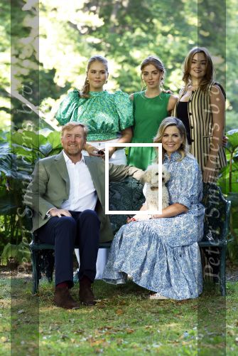 Den Haag 30 juni 2025
Jaarlijkse fotouurtje op huis ten Bosch met aanwezig Koning Willem Alexander Koningin Maxima Prinses Amalia Prinses Alexia Prinses Ariane en hondje Mambo.