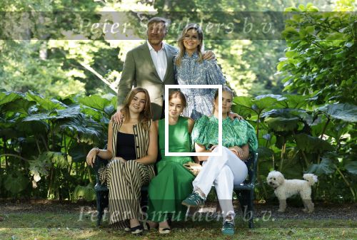 Den Haag 30 juni 2025
Jaarlijkse fotouurtje op huis ten Bosch met aanwezig Koning Willem Alexander Koningin Maxima Prinses Amalia Prinses Alexia Prinses Ariane en hondje Mambo.