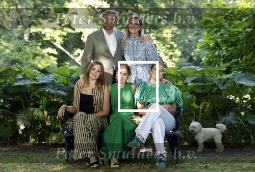 Den Haag 30 juni 2025
Jaarlijkse fotouurtje op huis ten Bosch met aanwezig Koning Willem Alexander Koningin Maxima Prinses Amalia Prinses Alexia Prinses Ariane en hondje Mambo.