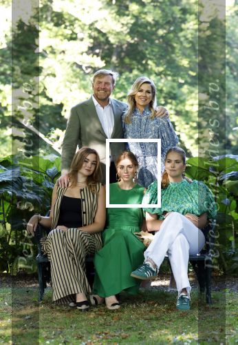 Den Haag 30 juni 2025
Jaarlijkse fotouurtje op huis ten Bosch met aanwezig Koning Willem Alexander Koningin Maxima Prinses Amalia Prinses Alexia Prinses Ariane en hondje Mambo.