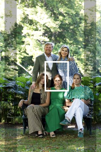 Den Haag 30 juni 2025
Jaarlijkse fotouurtje op huis ten Bosch met aanwezig Koning Willem Alexander Koningin Maxima Prinses Amalia Prinses Alexia Prinses Ariane en hondje Mambo.