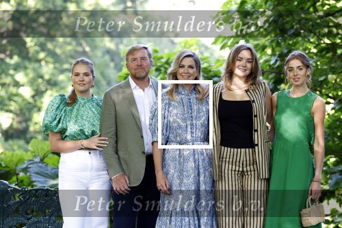 Den Haag 30 juni 2025
Jaarlijkse fotouurtje op huis ten Bosch met aanwezig Koning Willem Alexander Koningin Maxima Prinses Amalia Prinses Alexia Prinses Ariane en hondje Mambo.