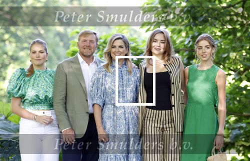 Den Haag 30 juni 2025
Jaarlijkse fotouurtje op huis ten Bosch met aanwezig Koning Willem Alexander Koningin Maxima Prinses Amalia Prinses Alexia Prinses Ariane en hondje Mambo.