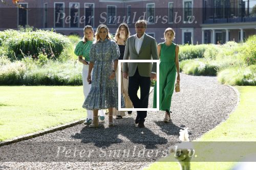 Den Haag 30 juni 2025
Jaarlijkse fotouurtje op huis ten Bosch met aanwezig Koning Willem Alexander Koningin Maxima Prinses Amalia Prinses Alexia Prinses Ariane en hondje Mambo.