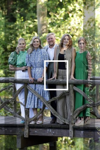 Den Haag 30 juni 2025
Jaarlijkse fotouurtje op huis ten Bosch met aanwezig Koning Willem Alexander Koningin Maxima Prinses Amalia Prinses Alexia Prinses Ariane en hondje Mambo.