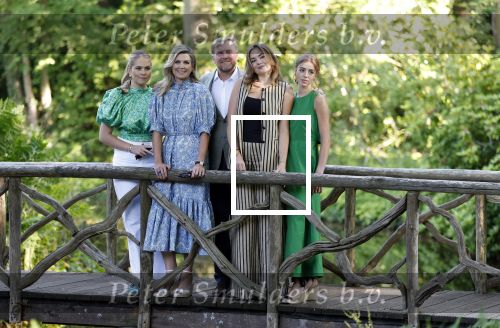 Den Haag 30 juni 2025
Jaarlijkse fotouurtje op huis ten Bosch met aanwezig Koning Willem Alexander Koningin Maxima Prinses Amalia Prinses Alexia Prinses Ariane en hondje Mambo.