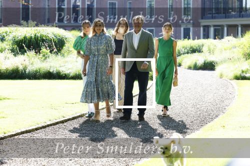 Den Haag 30 juni 2025
Jaarlijkse fotouurtje op huis ten Bosch met aanwezig Koning Willem Alexander Koningin Maxima Prinses Amalia Prinses Alexia Prinses Ariane en hondje Mambo.