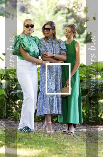 Den Haag 30 juni 2025
Jaarlijkse fotouurtje op huis ten Bosch met aanwezig Koning Willem Alexander Koningin Maxima Prinses Amalia Prinses Alexia Prinses Ariane en hondje Mambo.