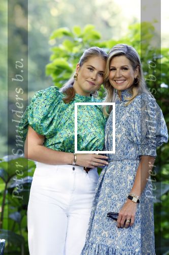 Den Haag 30 juni 2025
Jaarlijkse fotouurtje op huis ten Bosch met aanwezig Koning Willem Alexander Koningin Maxima Prinses Amalia Prinses Alexia Prinses Ariane en hondje Mambo.