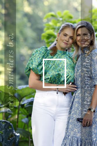Den Haag 30 juni 2025
Jaarlijkse fotouurtje op huis ten Bosch met aanwezig Koning Willem Alexander Koningin Maxima Prinses Amalia Prinses Alexia Prinses Ariane en hondje Mambo.