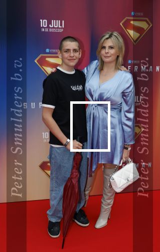 Amsterdam 8 juli 2025
Premiere superman in Tuschinski. Mandy Heruer met zoon