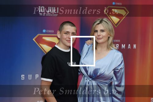 Amsterdam 8 juli 2025
Premiere superman in Tuschinski. Mandy Heruer met zoon