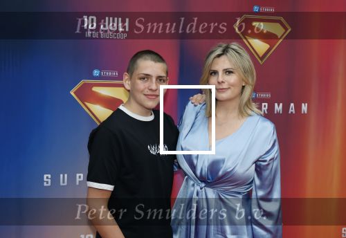 Amsterdam 8 juli 2025
Premiere superman in Tuschinski. Mandy Heruer met zoon
