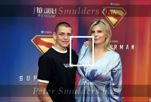 Amsterdam 8 juli 2025
Premiere superman in Tuschinski. Mandy Heruer met zoon