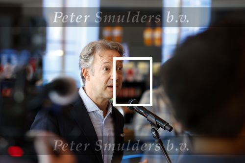 Scheveningen 30 juni 2025
Onthulling van de Walk of Fame ter gelegenheid van 35 jaar aan bijzondere musicalproducties in het AFAS Circustheater in Scheveningen. Marc Estourgie
