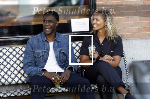 Amsterdam 15 juli 2025
Mario Melchiot met partner op de cornelis schuytstraat.
