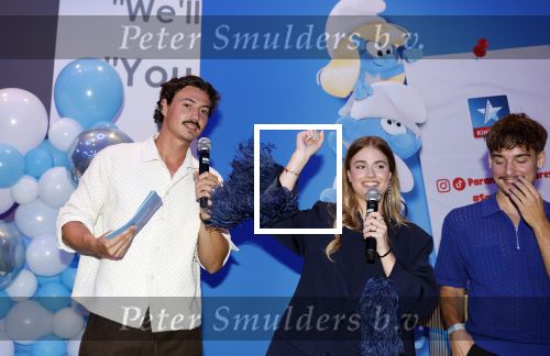 Leidschendam 6 juli 2025
Premiere Smurfen film bij Kinepolis . Aanwezig oa van de stemmencast Roxy Dekker Luuk v Leeuwen Julia Tan en Thorn de Vries . Roxy Dekker en Niek Roozen