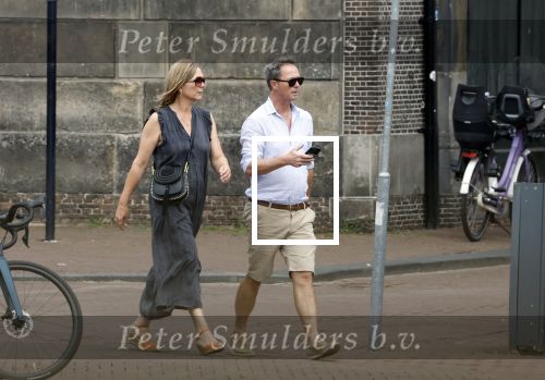 Gouda 18 juli 2025
Rogier Smit heeft een afspraak met zijn zus Pauline en zwager Reinout  in het centrum van Gouda.