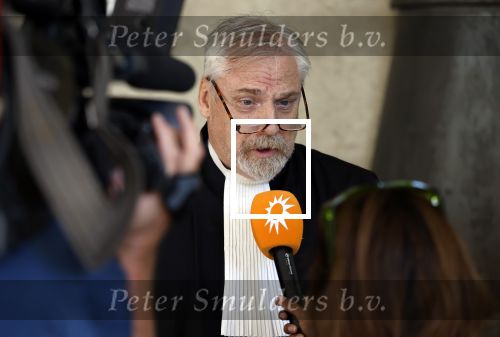 Den Haag 9 juli 2025
Rechtszaak hoger beroep Maxime Meiland in rechtbank Den Haag .
Maxime kwam met haar moeder Erica Meiland Jan Dijkgraaf en advocaat Sebas Diekstra. Advocaat Peter Schouten verdedigt bde tegenpartij . Peter heeft beveiliging