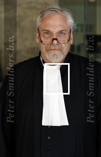 Den Haag 9 juli 2025
Rechtszaak hoger beroep Maxime Meiland in rechtbank Den Haag .
Maxime kwam met haar moeder Erica Meiland Jan Dijkgraaf en advocaat Sebas Diekstra. Advocaat Peter Schouten verdedigt bde tegenpartij . Peter heeft beveiliging
