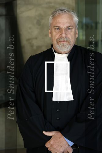 Den Haag 9 juli 2025
Rechtszaak hoger beroep Maxime Meiland in rechtbank Den Haag .
Maxime kwam met haar moeder Erica Meiland Jan Dijkgraaf en advocaat Sebas Diekstra. Advocaat Peter Schouten verdedigt bde tegenpartij . Peter heeft beveiliging
