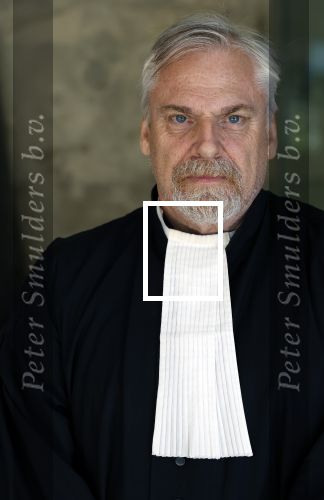 Den Haag 9 juli 2025
Rechtszaak hoger beroep Maxime Meiland in rechtbank Den Haag .
Maxime kwam met haar moeder Erica Meiland Jan Dijkgraaf en advocaat Sebas Diekstra. Advocaat Peter Schouten verdedigt bde tegenpartij . Peter heeft beveiliging