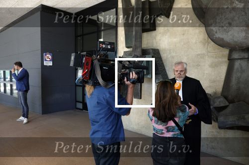 Den Haag 9 juli 2025
Rechtszaak hoger beroep Maxime Meiland in rechtbank Den Haag .
Maxime kwam met haar moeder Erica Meiland Jan Dijkgraaf en advocaat Sebas Diekstra. Advocaat Peter Schouten verdedigt bde tegenpartij . Peter heeft beveiliging