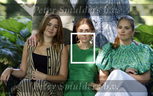 Den Haag 30 juni 2025
Jaarlijkse fotouurtje op huis ten Bosch met aanwezig Koning Willem Alexander Koningin Maxima Prinses Amalia Prinses Alexia Prinses Ariane en hondje Mambo.
