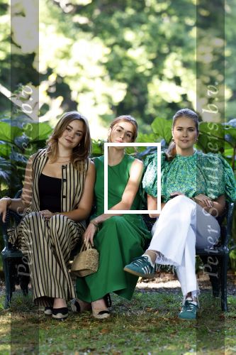 Den Haag 30 juni 2025
Jaarlijkse fotouurtje op huis ten Bosch met aanwezig Koning Willem Alexander Koningin Maxima Prinses Amalia Prinses Alexia Prinses Ariane en hondje Mambo.