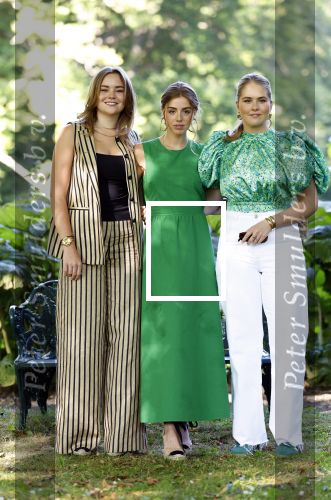 Den Haag 30 juni 2025
Jaarlijkse fotouurtje op huis ten Bosch met aanwezig Koning Willem Alexander Koningin Maxima Prinses Amalia Prinses Alexia Prinses Ariane en hondje Mambo.